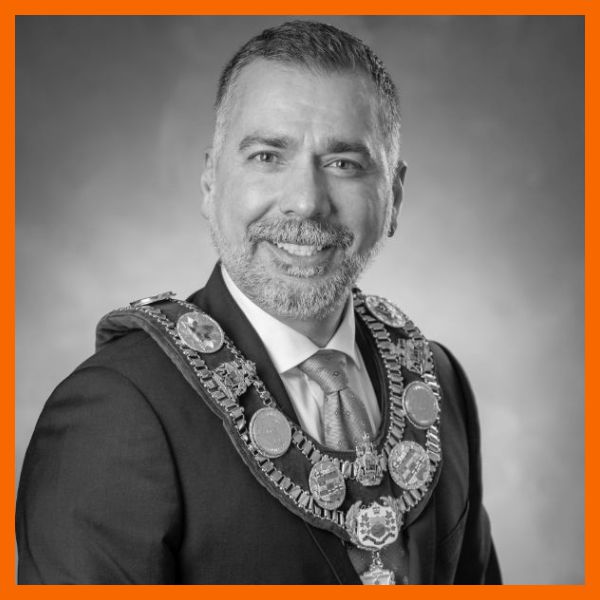 Mayor Tom Mrakas